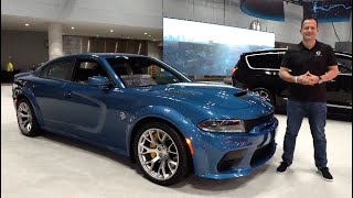 Is the 2022 Dodge Charger Jailbreak a BETTER muscle car than a CT5-V Blackwing?