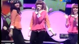 Download lagu Cherrybelle Brand New Day Gema Ramadhan @SCTV 2012 120728 YouTube mp3 Download lagu Cherrybelle Brand New Day Gema Ramadhan @SCTV 2012 120728 YouTube mp3