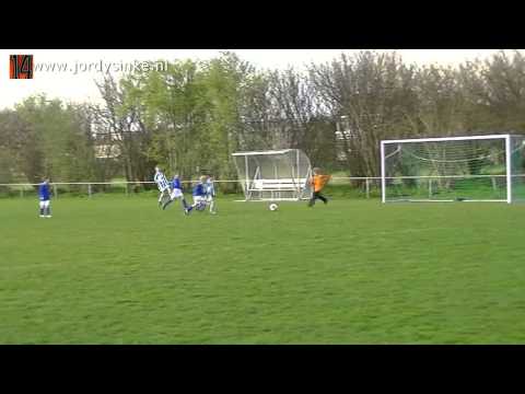 Voetbal Serooskerke F2 - Kloetinge F6  20 april 2013