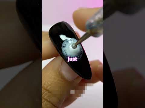 Reverse Blooming Nails 😮