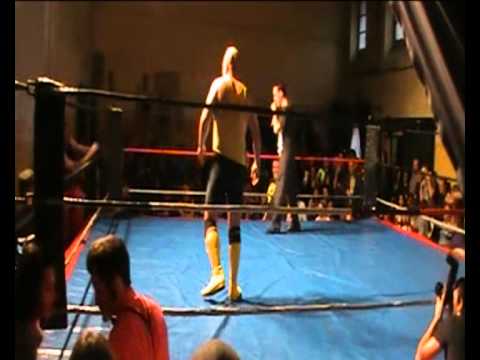 LSK vs Hades - Total Rumble (14/05/2011)