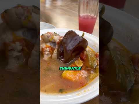Probé el chile caldo, comida típica de Oaxaca