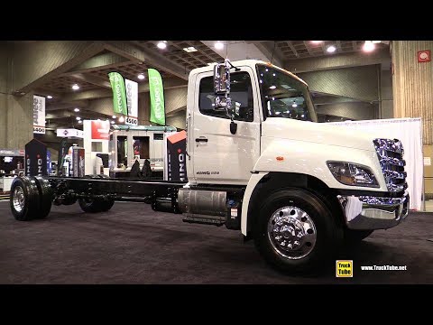 2019 Hino 358 Truck - Exterior and Interior Walkaround - 2019 Expocam Montreal