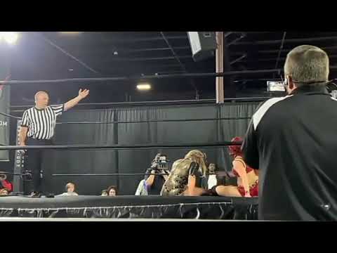 Ivelisse Signature Move/Finisher - Ride Along