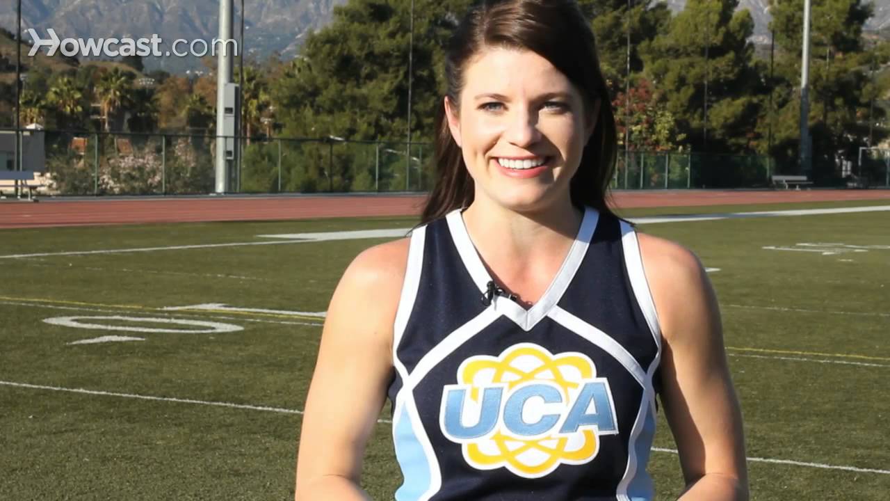 How to Do a Liberty Stunt | Cheerleading