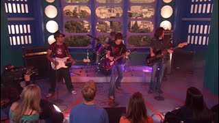 Drake &amp; Josh (GH) - Drake &amp; His Band Perform “Hollywood Girl” On MTV’s TRL