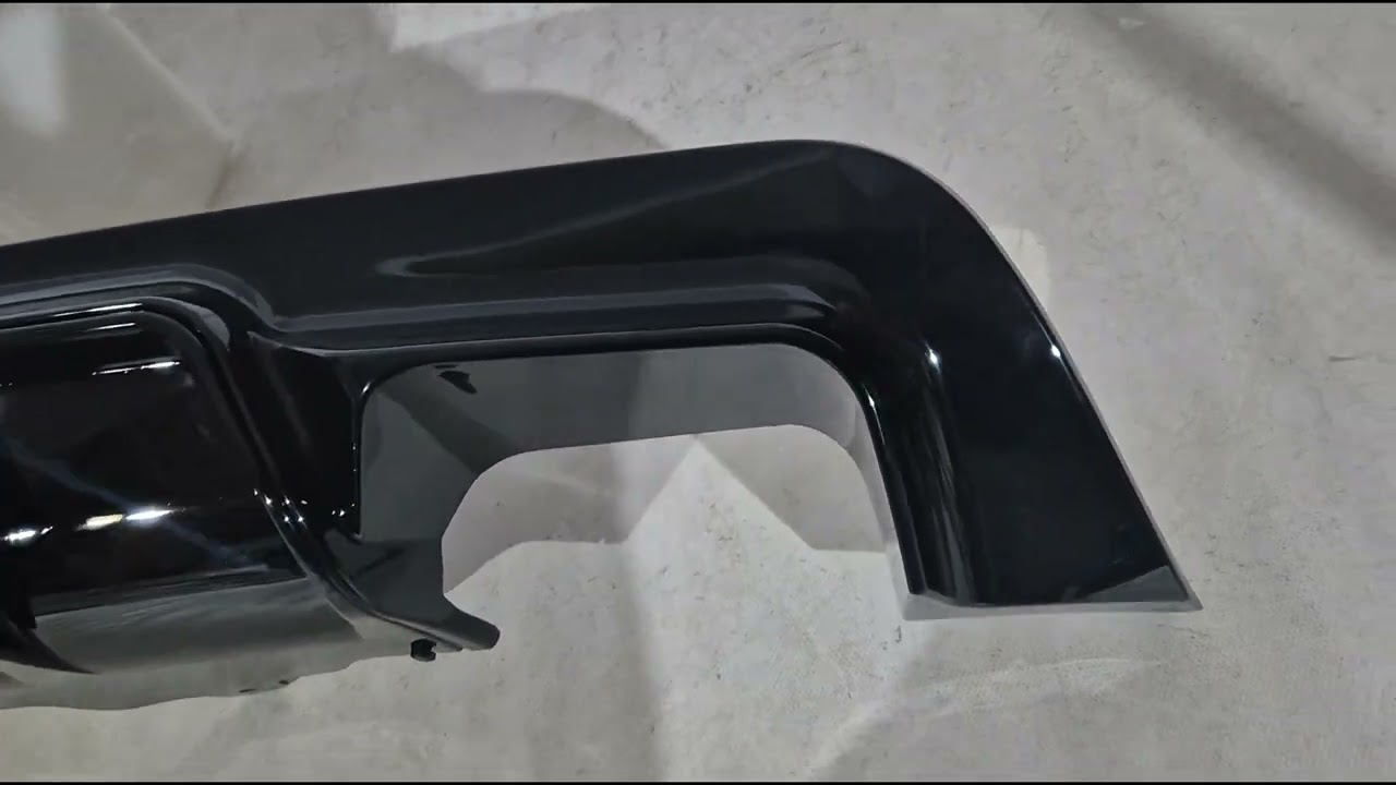 BMW 5. rad E60/E61 2003–2010 Difúzor zadného nárazníka (pre M-Sport, ABS) Video 1