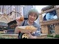 MENGGILA DI MACAU 01