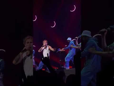 Christopher 22내한공연 트월킹 감동의 도가니탕