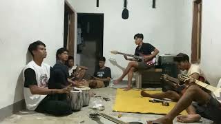 Download lagu Cover lagu sasak duin sawit versi sederhana vokal by Dagul njrit mp3 Download lagu Cover lagu sasak duin sawit versi sederhana vokal by Dagul njrit mp3