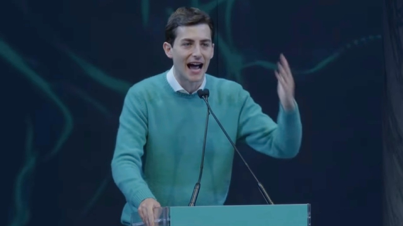 GRATTERI, LEONI: “APRA UN LIBRO DI STORIA E CHIEDA SCUSA”