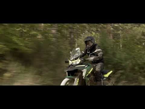 ▷ Benelli TRK 800 2023 - Precio, ficha técnica, opiniones y ofertas