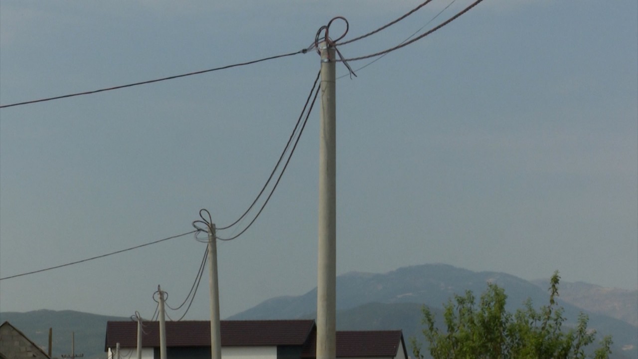 OSHEE investon në rrjetin elektrik në Kukës, linja të reja në qytet dhe disa fshatra, synohet reduktimi i humbjeve në rrjet