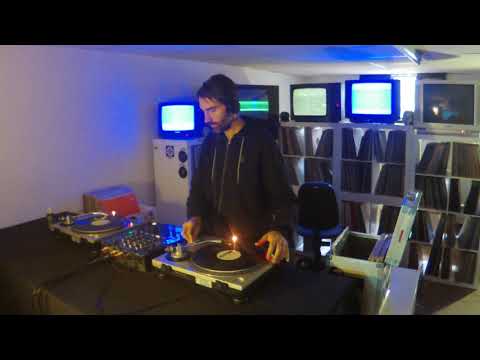 Horacio Cruz - 90 / Retro / Techno / Acid