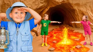 Download lagu Cardboard Cave Adventure for kids mp3 Download lagu Cardboard Cave Adventure for kids mp3