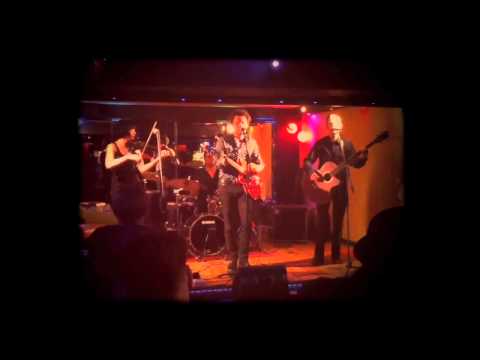 Gabriel Kain & The Ables - PIGEONS AND PEOPLE (live @ Bar Undersolo 20/06/13)