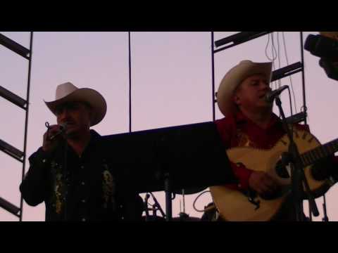 2018 Jose Arana Y Su Grupo Invencible - El Cuerno Mocho En Vivo