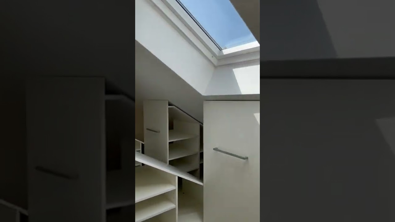 Watch Now Come sfruttare al meglio il sottotetto ,in modo pratico con mobili su misura scorrevoli. Come sfruttare al meglio il sottotetto ,in modo pratico con mobili su misura scorrevoli.