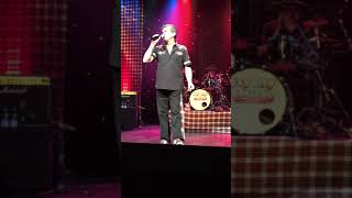 Love me like I love you,  Les McKeown and The Legendary Bay City Rollers