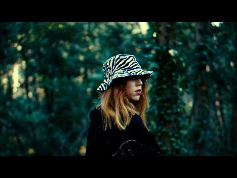 EXPE - ΑΙΣΘΑΝΟΜΑΙ (Official Visualizer) prod. Briansway