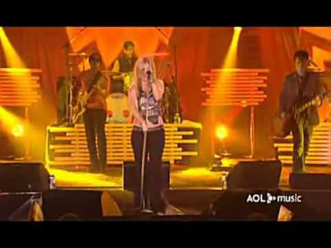 Kelly Clarkson - Come Here (AOL Music Live)