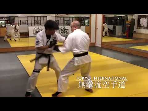 ローキックブロックへの対処 【MUGEN KARATE】