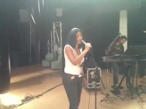 Tanya St-Val "What's Up" (répétition avec Excell Faktory)