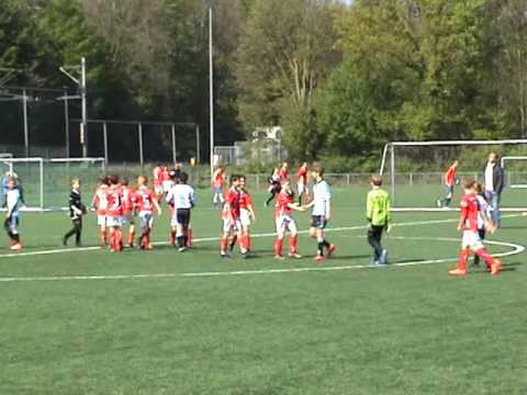 Kampioenswedstrijd DOVO JO11-1 - FC Driebergen JO11-1 tweede helft