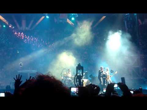 U2 - Beautiful Day (Live Argentina 30/03/2011 Estadio Unico de La Plata)