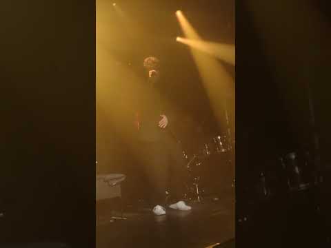 Marc Lavoine, concert Den Atelier Luxembourg du 27/01, petit extrait (3)