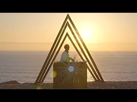 IRENEE S live at Sunset Tamri Beach, Morocco for Cafe De Anatolia