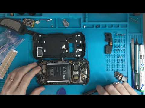 Replacing the battery of a Doogee S60: part 3/5