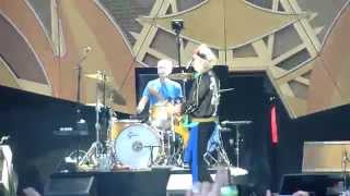 The Rolling Stones - Jumpin' Jack Flash Paris 13-06-2014