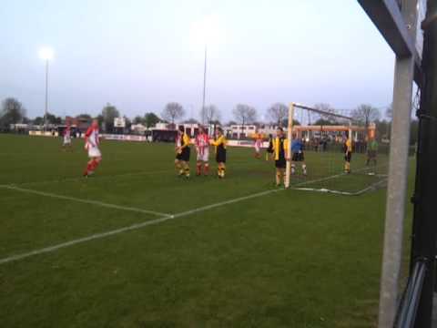 Beuningse Boys 1 (zo) vs. Groesbeekse Boys 1 (zo) 2-5-2013 20:43