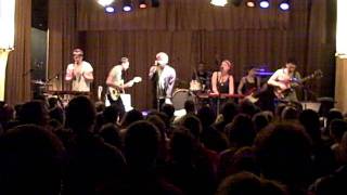 Los Campesinos! -- Romance Is Boring