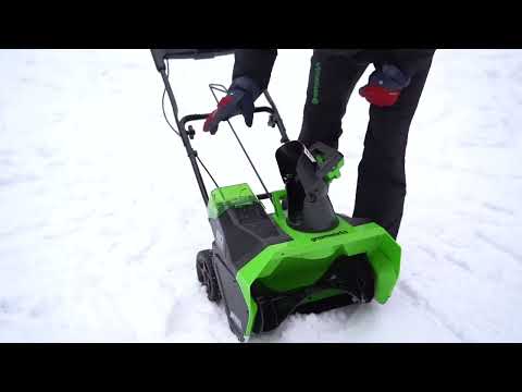 Аккумуляторный снегоуборщик Greenworks GD60STK2