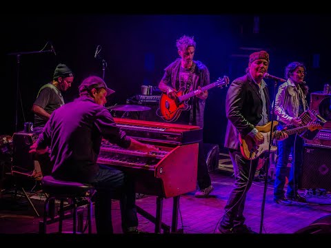 2024-04-20 Donna The Buffalo @ Town Ballroom Buffalo NY Vest Bros Livecast