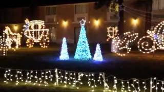 preview picture of video 'Holiday Lightshow at the Cape Codder Enchanted Village'