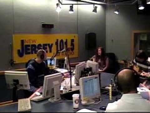 Emii - Daydream on Autopilot - Singing Live on The Jersey Guys 101.5