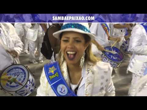 Desfile das Campeãs Bateria Beija-Flor ovacionada na Sapucaí