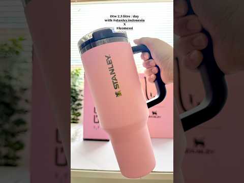 Stanley X Messi Quencher Protour Flip Straw Tumbler (40 Oz), Capacity: 14 OZ
