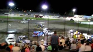 preview picture of video 'Delehanty Funeral Home 2009 Demolition Derby of Destruction, Rockford Speedway, Loves Park, IL, USA'