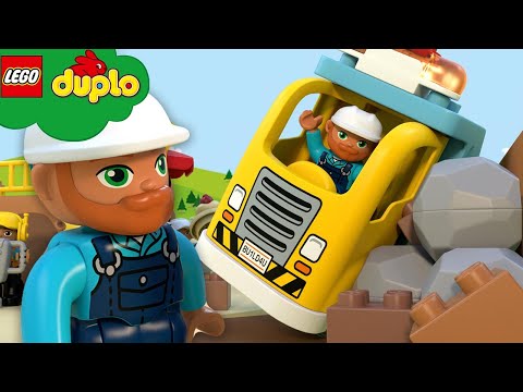 #LEGO | Humpty Dumpty | LEGO DUPLO | Bajki i piosenki dla dzieci! | Moonbug Kids