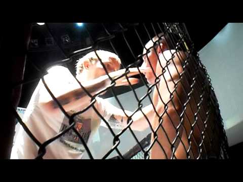 Joe magee (mad hatters) vs wayne golding