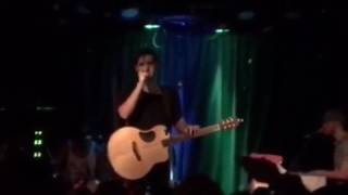 Jacob Whitesides on the Basically Happy Tour: "Hold on Honey"