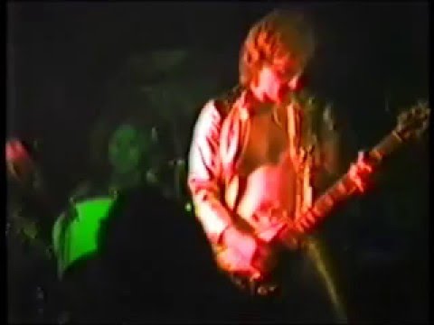 EARTHWORX  -  My Machine (live)1982