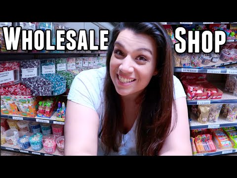 SELLING CANDY ONLINE! I'm a Kid in a Candy Store Today!