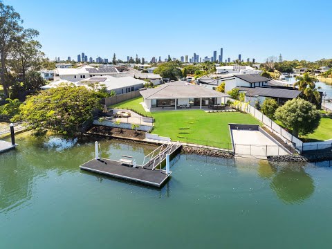 26 Huon Street, Broadbeach Waters, QLD 4218, 4房, 4浴, 独立屋