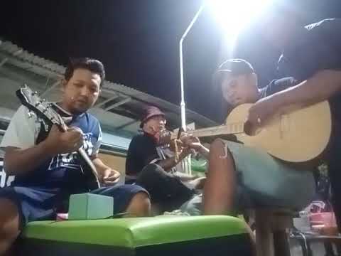 d'soekoen - so far away