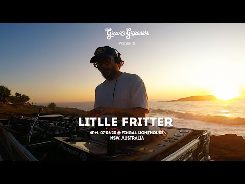 Little Fritter Sunrise Set @ Fingal lighthouse, NSW in Australia for The Grass is Greener
